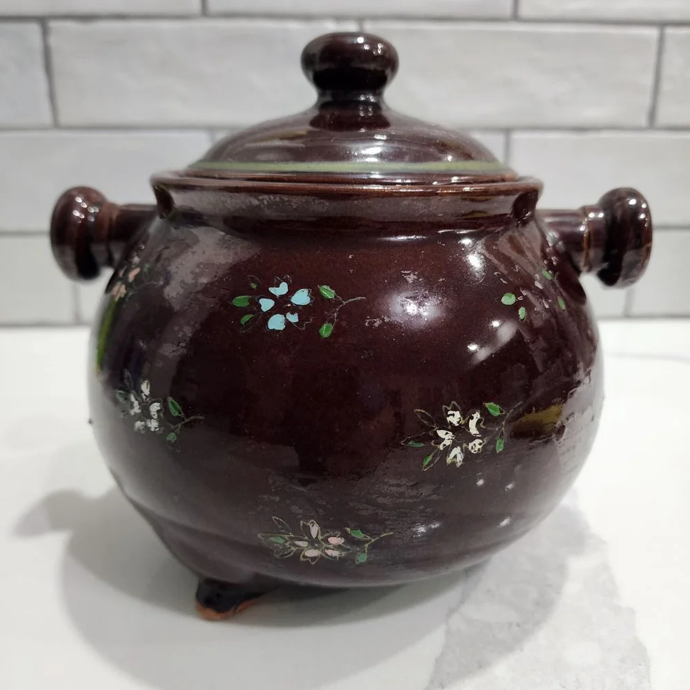 Vintage Wales Ceramic PotMade in Japan.